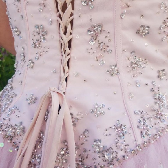 MORI LEE PROM DRESS - Picture 4 of 5